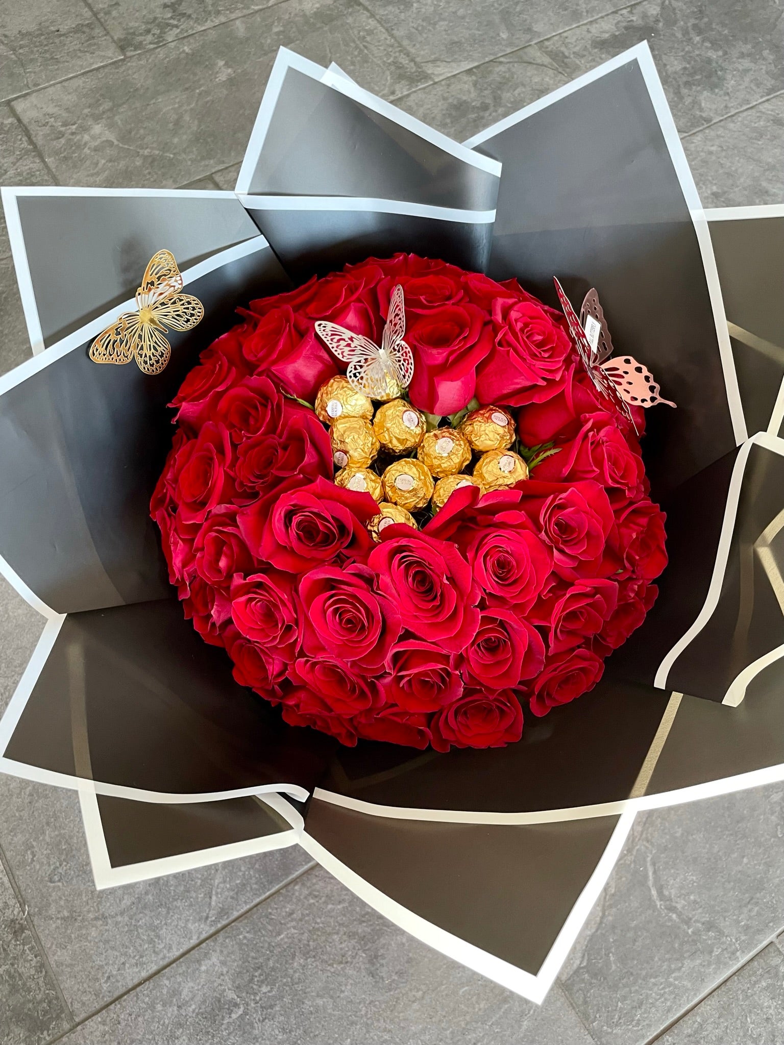 Sunflower Red and Pink Ramo Buchon – Flowers De Bloom