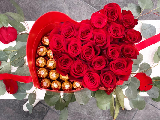 Rose Heart & Chocolates